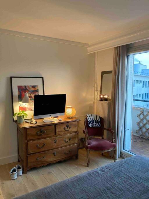 Appartement Loft En Dernier Etage Proche Des Buttes Chaumont Parijs